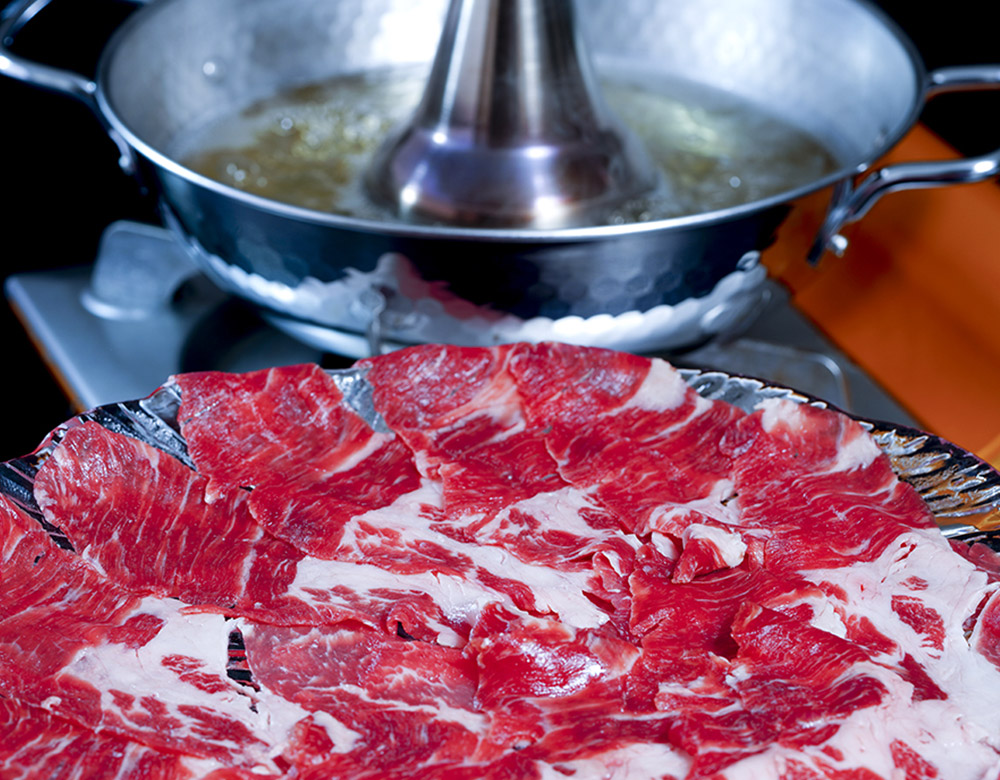 熱々！肉の鍋特集 イベリコ豚のベジョータで「しゃぶしゃぶ」／専門店の黒毛和牛ロース「火鍋」
