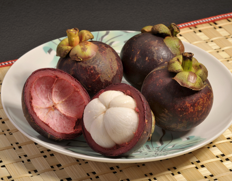 “世界三大美果“の一つマンゴスチンをお試しください！ ＆ オレゴン州の名門ダークチェリー