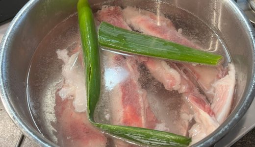 牛骨で出汁を取るの巻